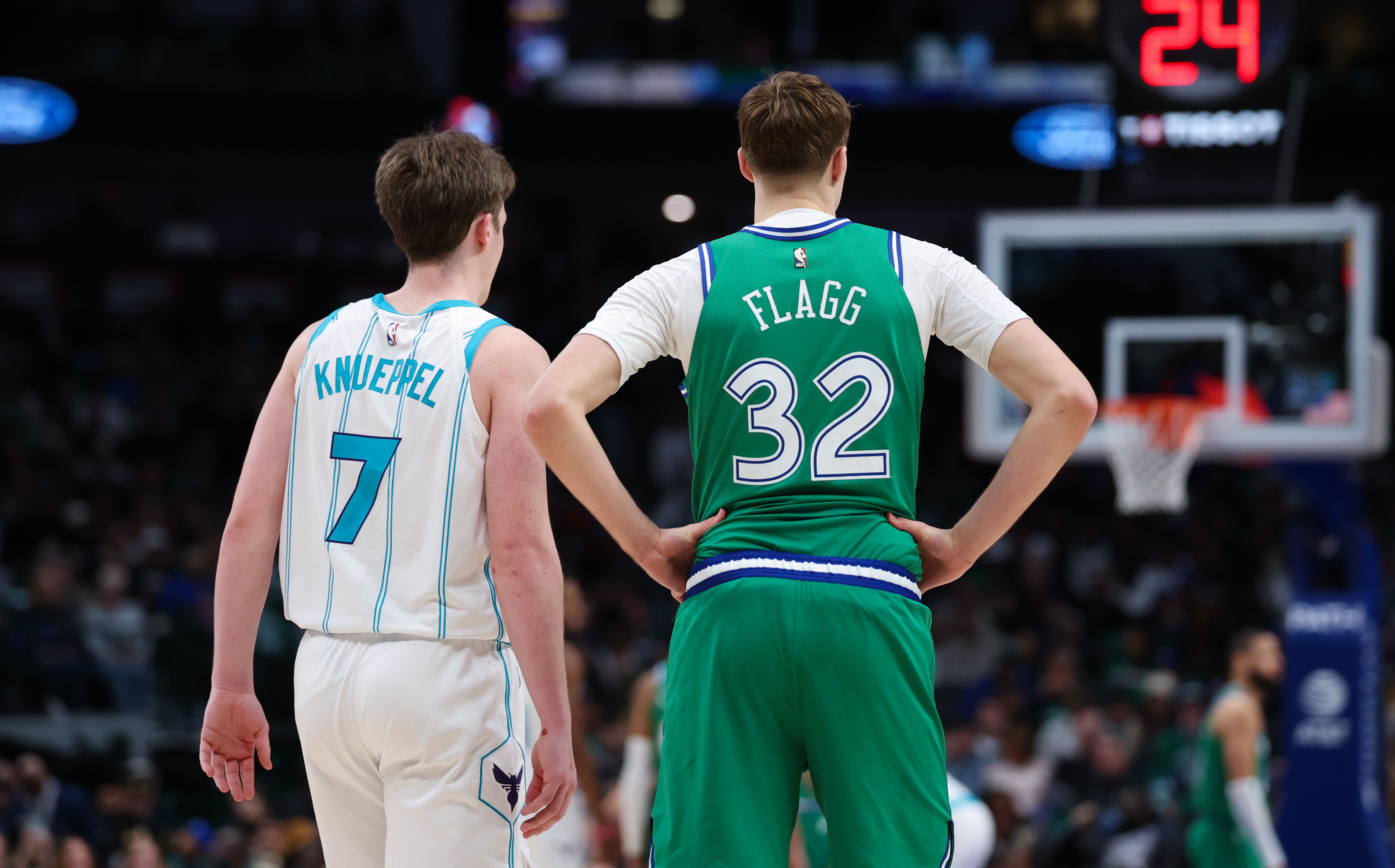 弗拉格與克尼佩爾最佳新秀之爭(zhēng) 數(shù)據(jù)與角色深度剖析