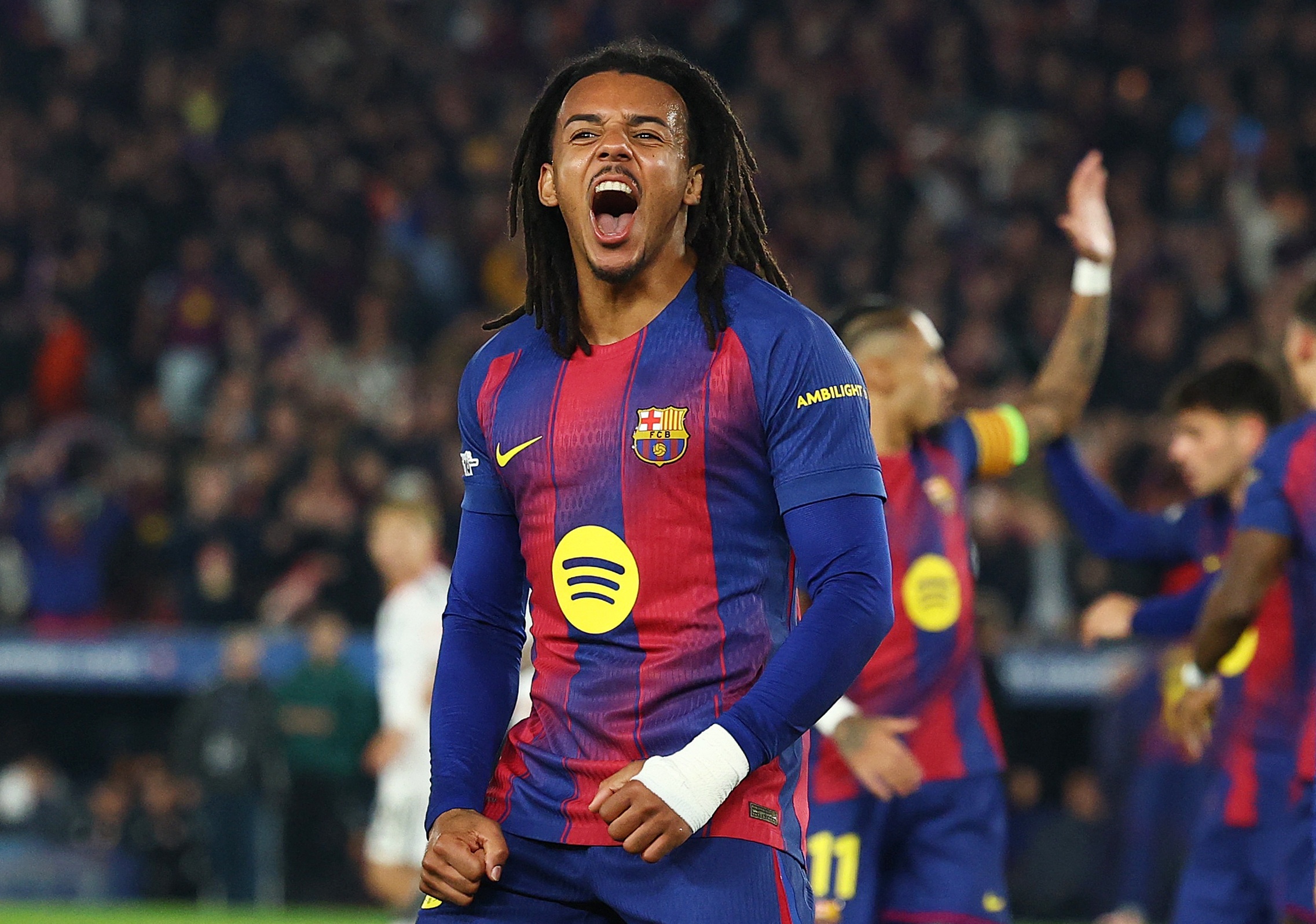 巴薩防線三將復(fù)出合練 德容恢復(fù)進(jìn)度滯后無緣戰(zhàn)馬競