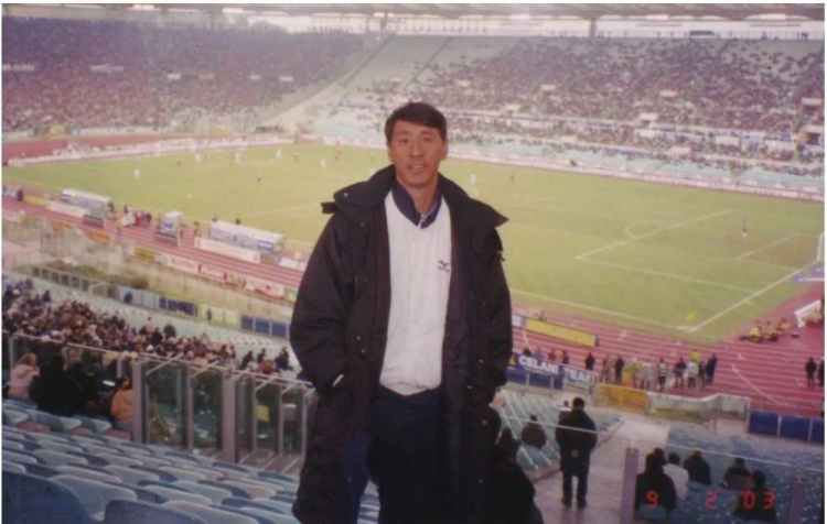 施連志三十年飛踹標簽與最佳狀態(tài)網(wǎng)絡(luò)重生